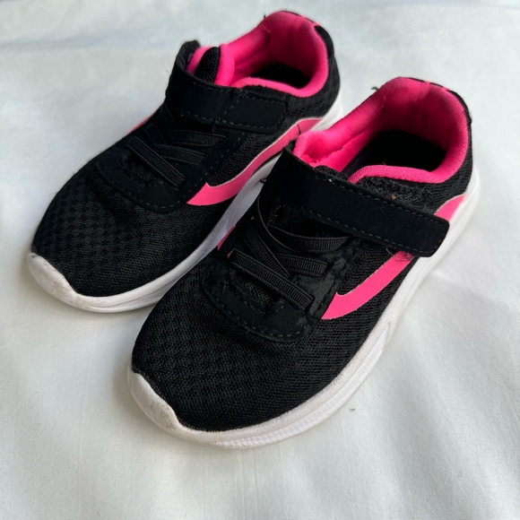 Athletic Works Sneakers Size 9 - Picture 1 of 6